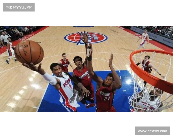NBA季后赛激战正酣 各大豪强为总冠军荣耀奋力拼搏 NBA季后赛激战正酣 各大豪强为总冠军荣耀奋力拼搏